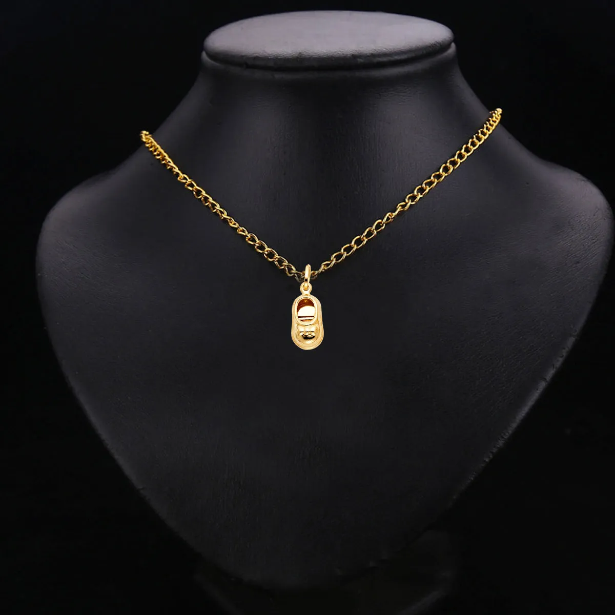 14K Yellow Gold Shoes Pendant
