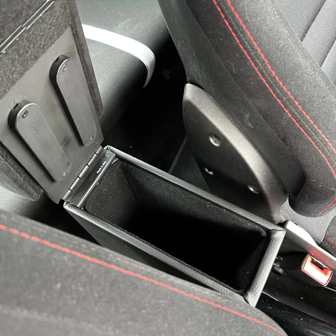 Abarth 500 / 595 / 695 TMC Motorsport Interior Armrest